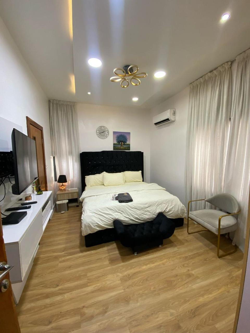 2-Bedroom Furnished Apartment - Lekki Lagos Buitenkant foto