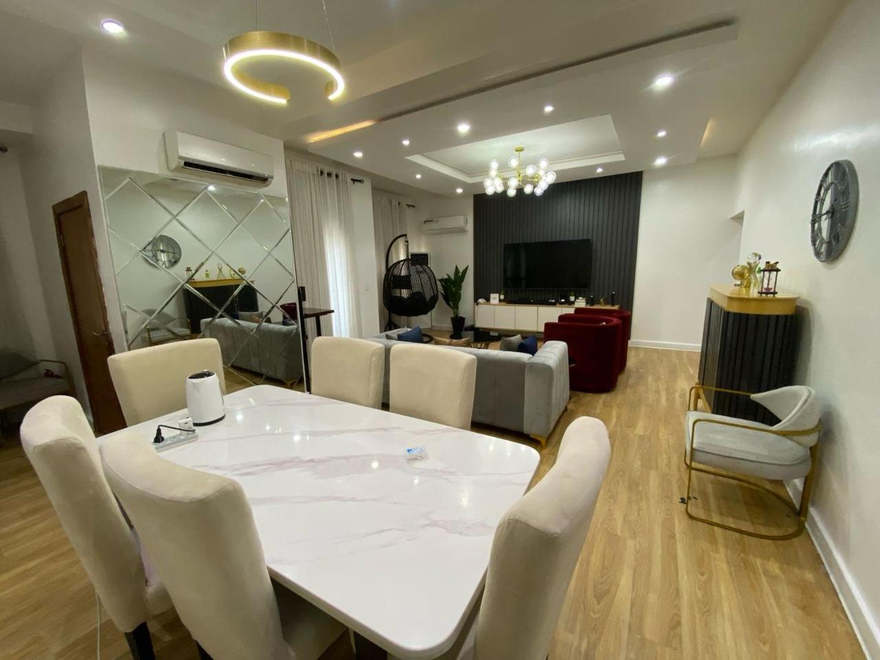 2-Bedroom Furnished Apartment - Lekki Lagos Buitenkant foto
