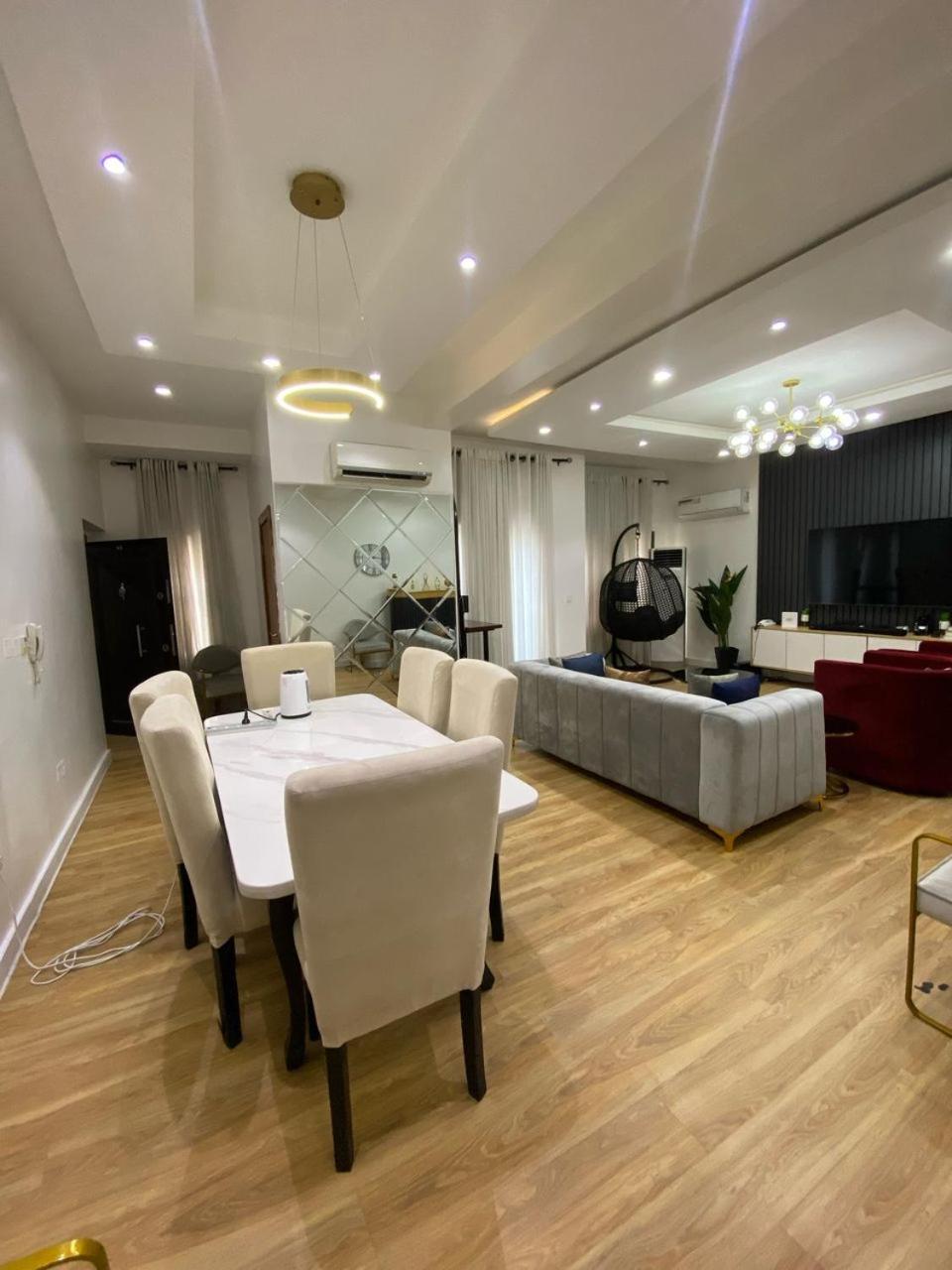 2-Bedroom Furnished Apartment - Lekki Lagos Buitenkant foto